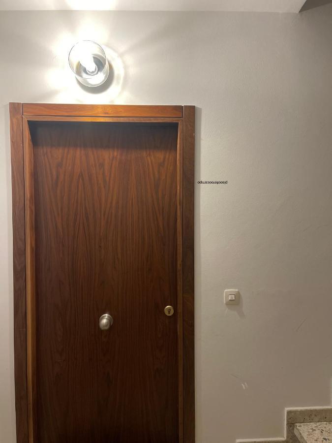ポンテベドラPiso Otero Ocampo, En El Centro De Sanxenxoアパートメント エクステリア 写真